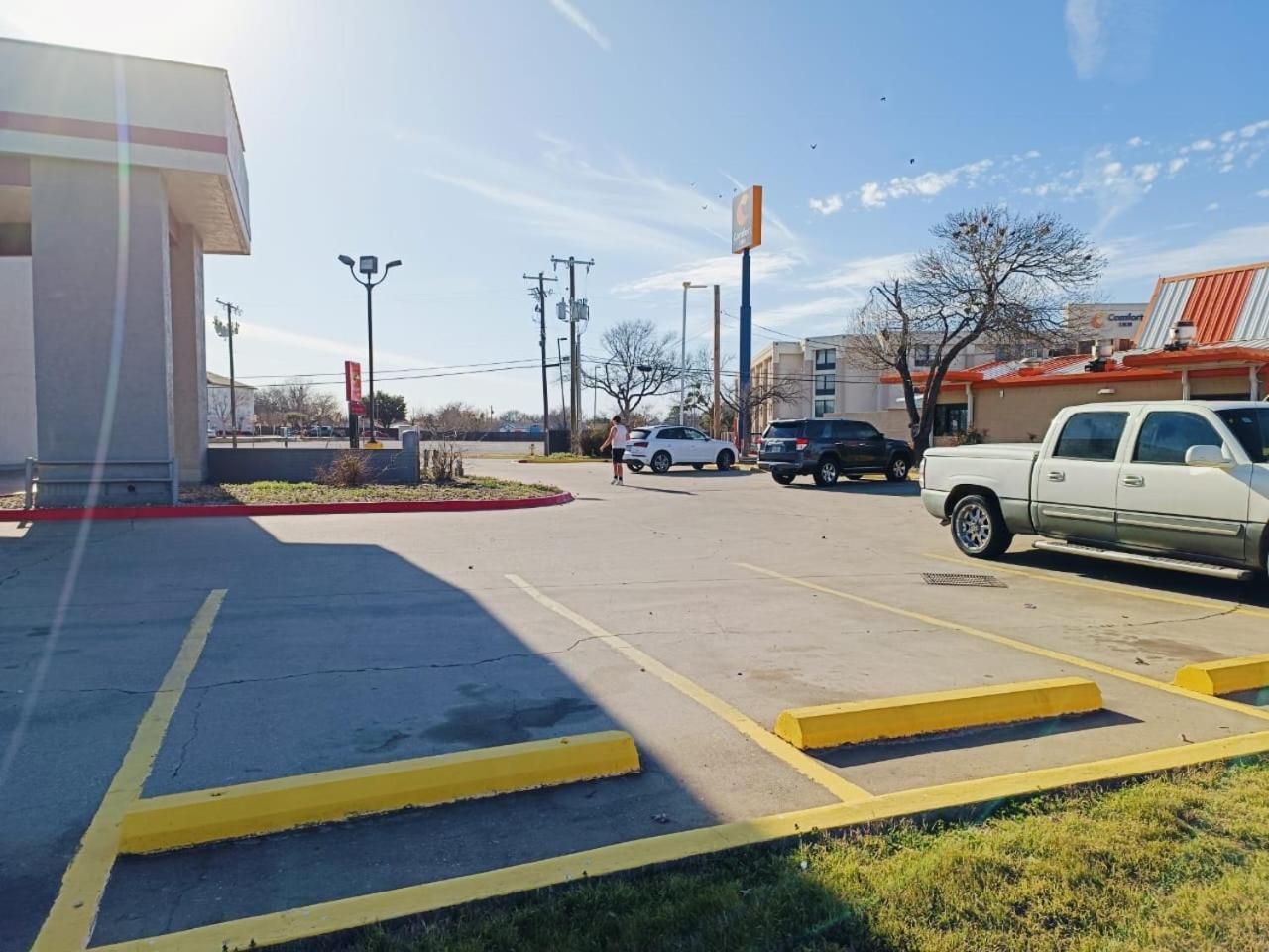 Travelers Inn By Oyo Wichita Falls Εξωτερικό φωτογραφία